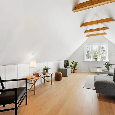 Bv197-blavand-per-knoldsvej-6